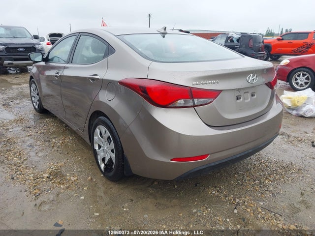 2015 Hyundai Elantra Se/sport/limited მანქანა იყიდება აუქციონზე, vin: 5NPDH4AE6FH643279, აუქციონის ნომერი: 12660073