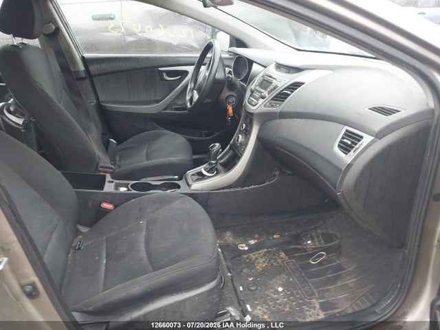 2015 Hyundai Elantra Se/sport/limited მანქანა იყიდება აუქციონზე, vin: 5NPDH4AE6FH643279, აუქციონის ნომერი: 12660073
