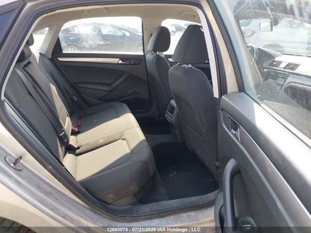 12660074 :رقم المزاد ، 1VWAN7A37DC141592 vin ، 2013 Volkswagen Passat S مزاد بيع