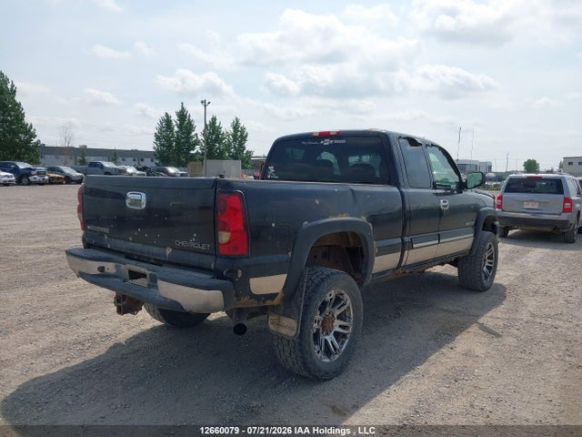 2005 Chevrolet Silverado K2500 Heavy Duty მანქანა იყიდება აუქციონზე, vin: 1GCHK29215E107775, აუქციონის ნომერი: 12660079