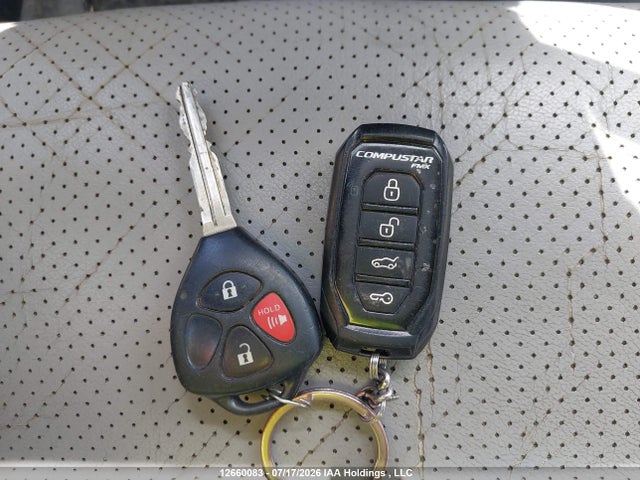 Продажа на аукционе авто 2007 Toyota Rav4 Limited, vin: JTMBK31V276016853, номер лота: 12660083