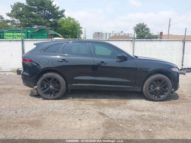 SADCT2EX0SA742812 Jaguar F-pace R-dynamic P250 Gas
