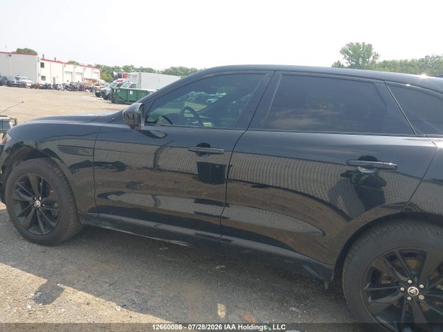 SADCT2EX0SA742812 Jaguar F-pace R-dynamic P250 Gas