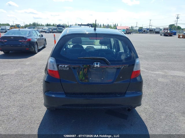 Honda Fit Dx-a 2014 LUCGE8G39E3003382 Image 16