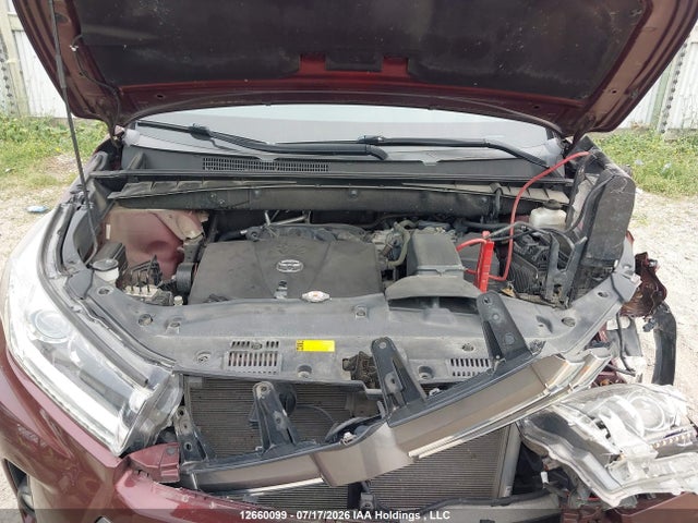 Toyota Highlander 2019 5TDJZRFH5KS978487 Image 10