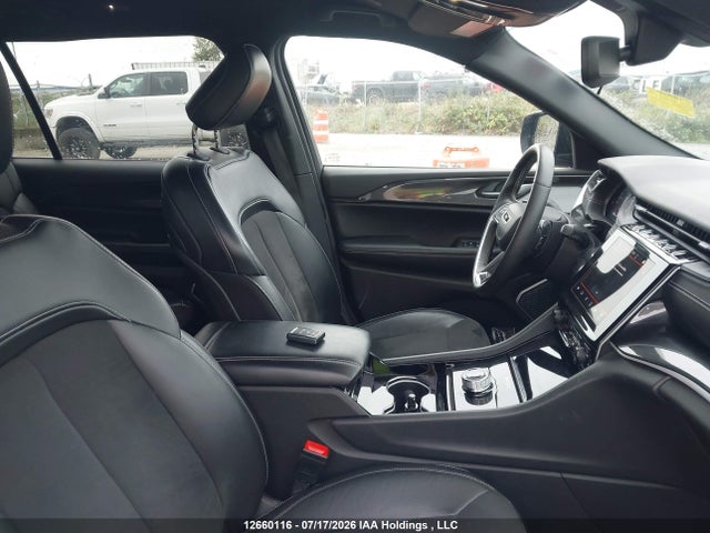1C4RJKAG1N8632347 Jeep Grand Cherokee L Laredo