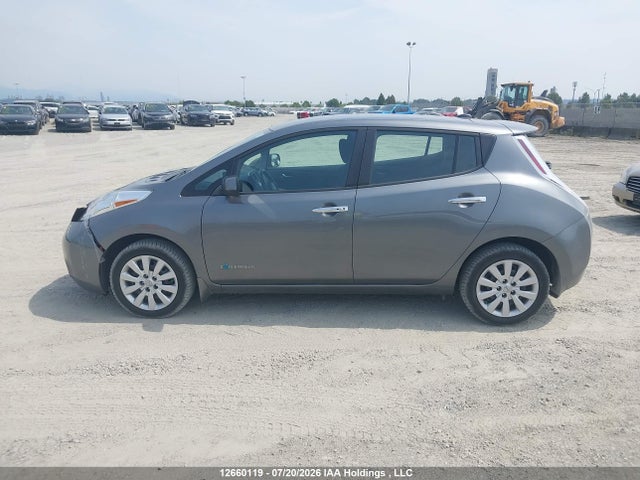Nissan LEAF S 2016 1N4AZ0CP1GC306870 Image 15
