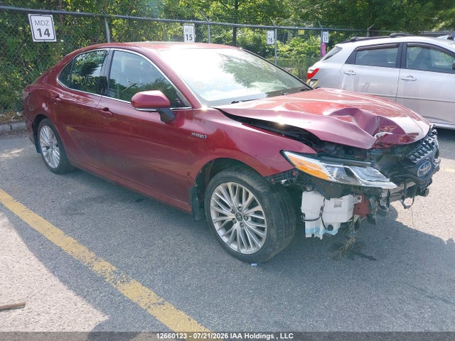 Продаж на аукціоні авто 2018 Toyota Camry Hybrid Xle, vin: 4T1B21HK6JU500152, номер лоту: 12660123