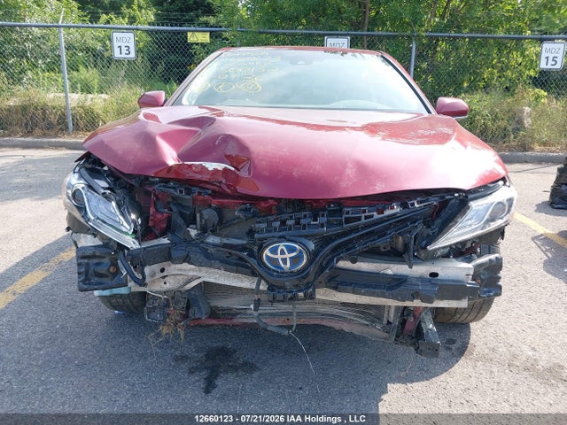 Продажа на аукционе авто 2018 Toyota Camry Hybrid Xle, vin: 4T1B21HK6JU500152, номер лота: 12660123
