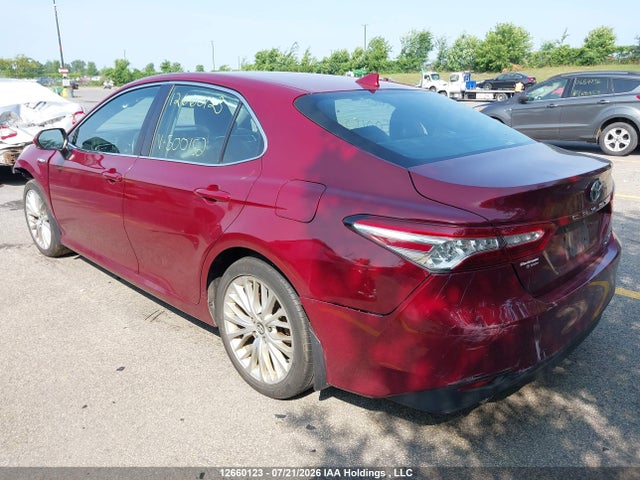 Продажа на аукционе авто 2018 Toyota Camry Hybrid Xle, vin: 4T1B21HK6JU500152, номер лота: 12660123