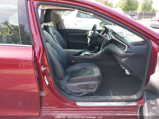 Продажа на аукционе авто 2018 Toyota Camry Hybrid Xle, vin: 4T1B21HK6JU500152, номер лота: 12660123