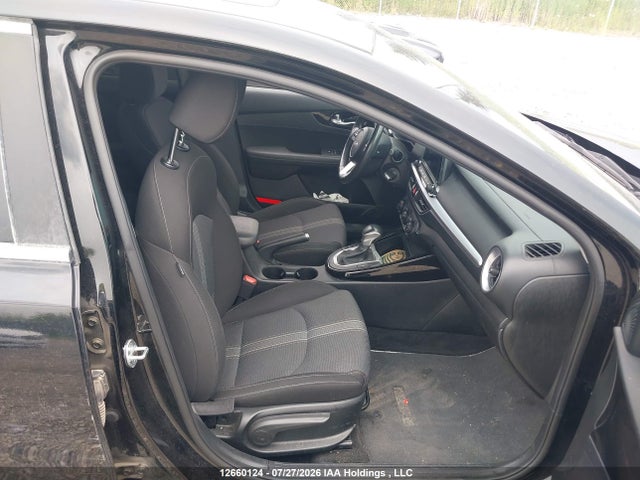 12660124 :رقم المزاد ، 3KPF34AD1PE615989 vin ، 2023 Kia Forte Ex/ex+/ex Premium مزاد بيع