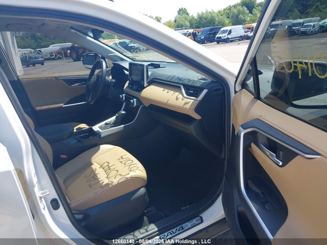 12660140 :رقم المزاد ، 2T3DWRFV2MW103400 vin ، 2021 Toyota Rav4 Hybrid Limited مزاد بيع