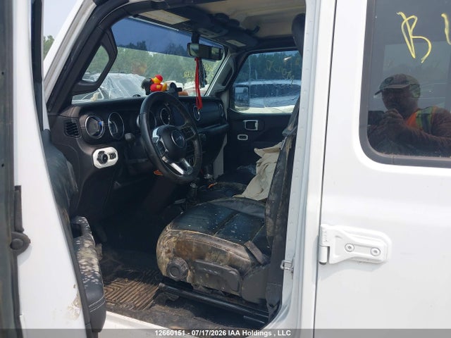 1C4HJXEN9MW865047 Jeep Wrangler Unlimited Sahara