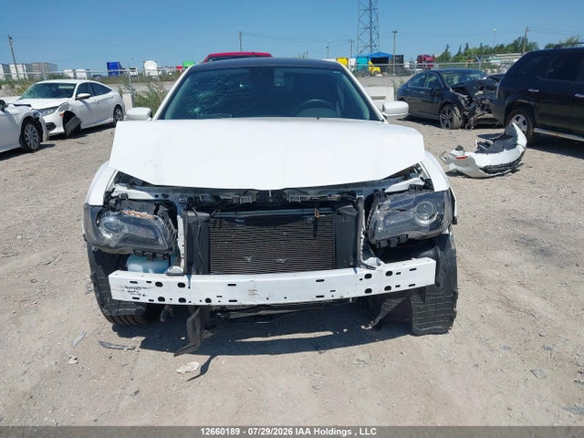 Продаж на аукціоні авто 2022 Chrysler 300 Touring L, vin: 2C3CCASG1NH187194, номер лоту: 12660189