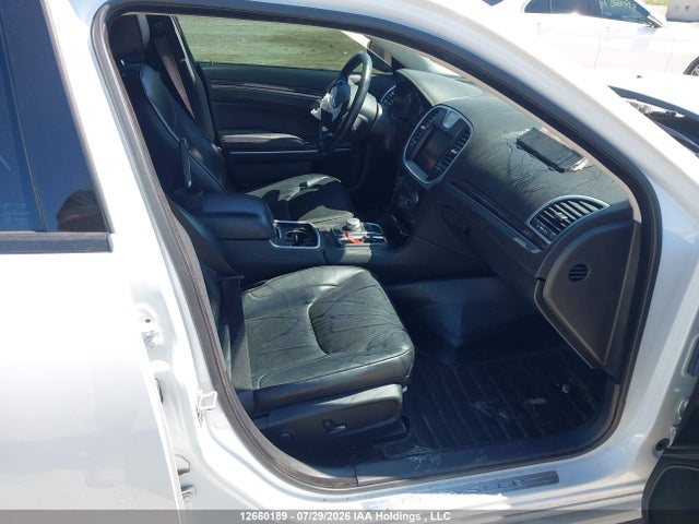 Продаж на аукціоні авто 2022 Chrysler 300 Touring L, vin: 2C3CCASG1NH187194, номер лоту: 12660189