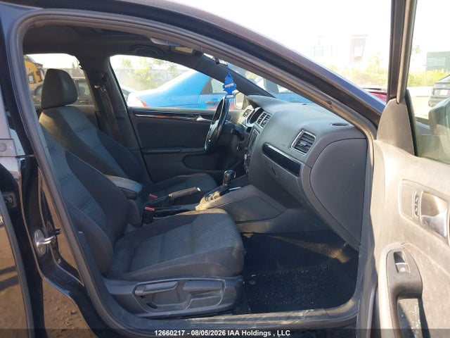 Продажа на аукционе авто 2016 Volkswagen Jetta 1.8t Sport, vin: 3VWD07AJ0GM366367, номер лота: 12660217