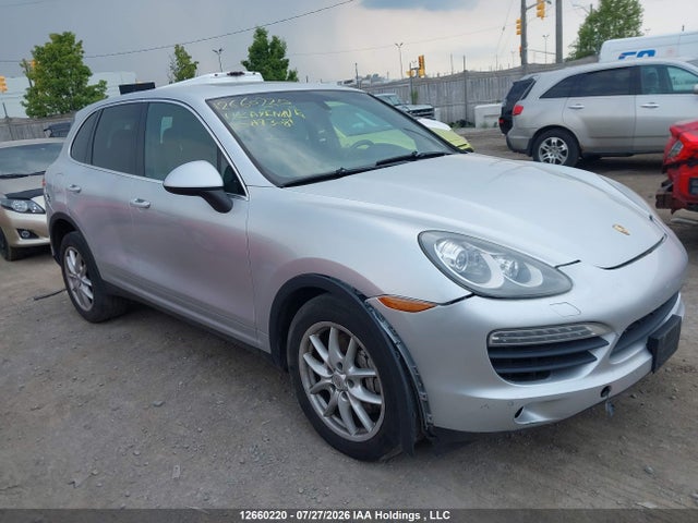 12660220 :رقم المزاد ، WP1AE2A23BLA93081 vin ، 2011 Porsche Cayenne S Hybrid مزاد بيع