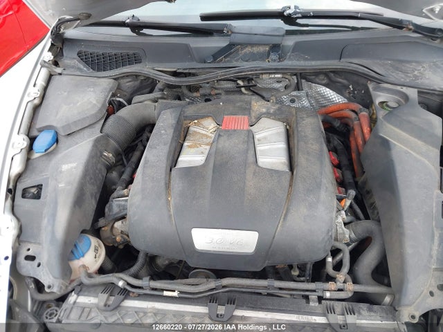 12660220 :رقم المزاد ، WP1AE2A23BLA93081 vin ، 2011 Porsche Cayenne S Hybrid مزاد بيع