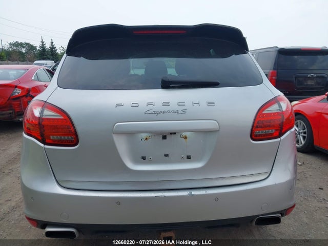12660220 :رقم المزاد ، WP1AE2A23BLA93081 vin ، 2011 Porsche Cayenne S Hybrid مزاد بيع