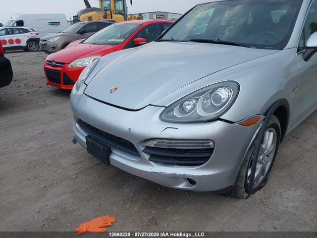 12660220 :رقم المزاد ، WP1AE2A23BLA93081 vin ، 2011 Porsche Cayenne S Hybrid مزاد بيع