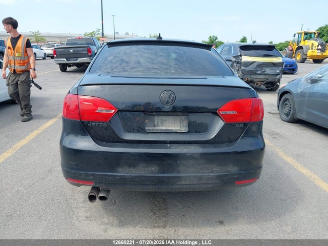 Продажа на аукционе авто 2011 Volkswagen Jetta 2.5l Highline, vin: 3VWLX7AJ7BM351641, номер лота: 12660221