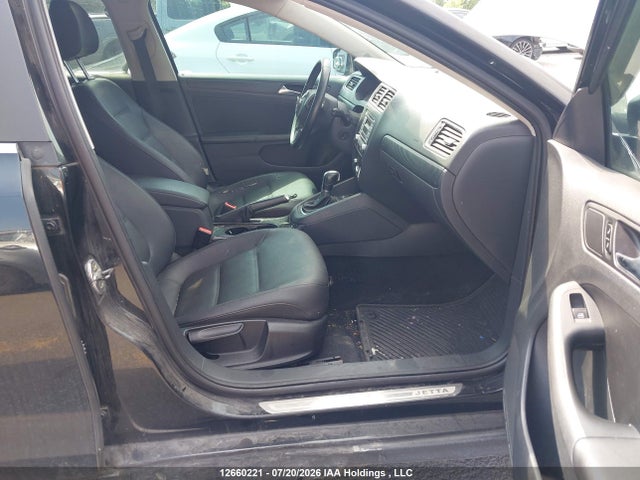 Продажа на аукционе авто 2011 Volkswagen Jetta 2.5l Highline, vin: 3VWLX7AJ7BM351641, номер лота: 12660221