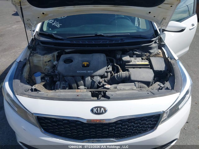KIA FORTE LX 2017 3KPFK4A75HE006841 Image 10