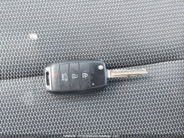 KIA FORTE LX 2017 3KPFK4A75HE006841 Image 11