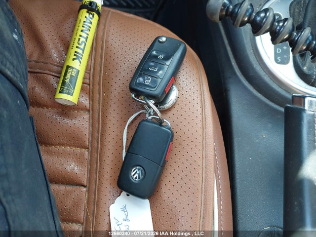 Продажа на аукционе авто 2016 Volkswagen The Beetle 1.8 Tsi Classic/1.8 Tsi Comfortline/1.8 Tsi Dune/1.8 Tsi Trendline, vin: 3VWJ07AT9GM604317, номер лота: 12660240