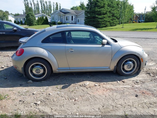 Продажа на аукционе авто 2016 Volkswagen The Beetle 1.8 Tsi Classic/1.8 Tsi Comfortline/1.8 Tsi Dune/1.8 Tsi Trendline, vin: 3VWJ07AT9GM604317, номер лота: 12660240
