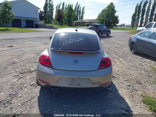 Продажа на аукционе авто 2016 Volkswagen The Beetle 1.8 Tsi Classic/1.8 Tsi Comfortline/1.8 Tsi Dune/1.8 Tsi Trendline, vin: 3VWJ07AT9GM604317, номер лота: 12660240