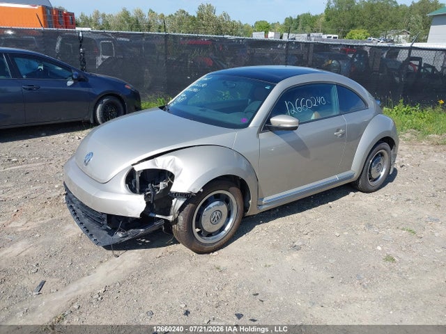 Продажа на аукционе авто 2016 Volkswagen The Beetle 1.8 Tsi Classic/1.8 Tsi Comfortline/1.8 Tsi Dune/1.8 Tsi Trendline, vin: 3VWJ07AT9GM604317, номер лота: 12660240