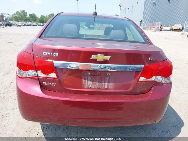 1G1PC5SB8F7228550 Chevrolet Cruze