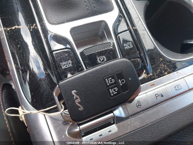 2024 Kia Carnival Mpv Sx Prestige მანქანა იყიდება აუქციონზე, vin: KNDNE5H34R6381915, აუქციონის ნომერი: 12660249