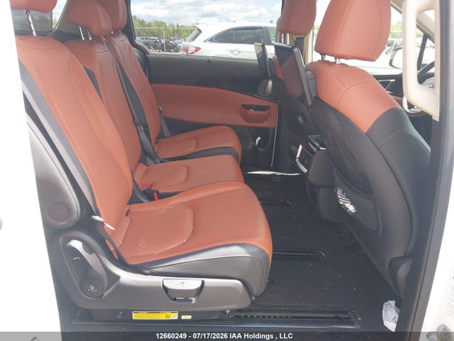 2024 Kia Carnival Mpv Sx Prestige მანქანა იყიდება აუქციონზე, vin: KNDNE5H34R6381915, აუქციონის ნომერი: 12660249