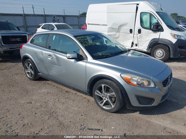 12660281 :رقم المزاد ، YV1672MK1D2311762 vin ، 2013 Volvo C30 T5/t5 Platinum/t5 Premier/t5 Premier Plus/t5 R-design/t5 R-design Platinum/t5 R-design Premier مزاد بيع