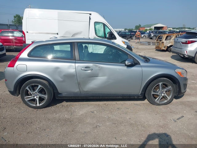 12660281 :رقم المزاد ، YV1672MK1D2311762 vin ، 2013 Volvo C30 T5/t5 Platinum/t5 Premier/t5 Premier Plus/t5 R-design/t5 R-design Platinum/t5 R-design Premier مزاد بيع