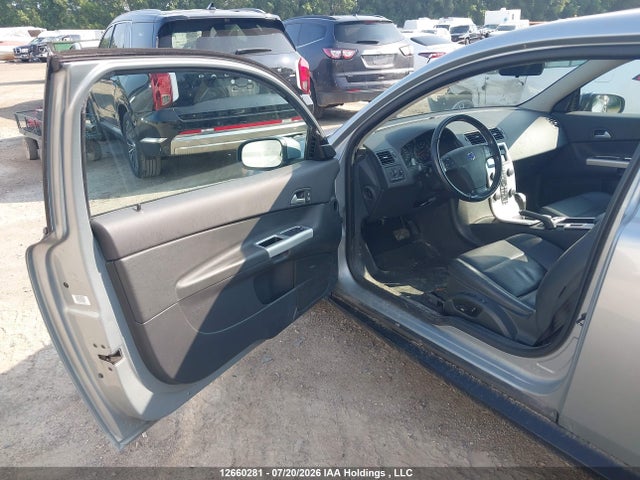 12660281 :رقم المزاد ، YV1672MK1D2311762 vin ، 2013 Volvo C30 T5/t5 Platinum/t5 Premier/t5 Premier Plus/t5 R-design/t5 R-design Platinum/t5 R-design Premier مزاد بيع