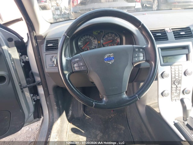 12660281 :رقم المزاد ، YV1672MK1D2311762 vin ، 2013 Volvo C30 T5/t5 Platinum/t5 Premier/t5 Premier Plus/t5 R-design/t5 R-design Platinum/t5 R-design Premier مزاد بيع