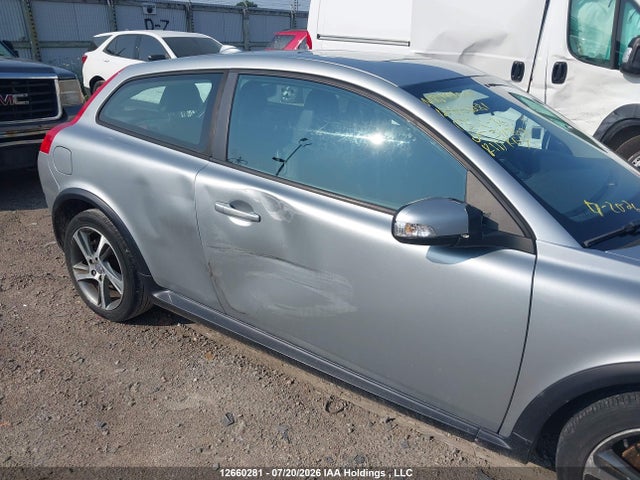 12660281 :رقم المزاد ، YV1672MK1D2311762 vin ، 2013 Volvo C30 T5/t5 Platinum/t5 Premier/t5 Premier Plus/t5 R-design/t5 R-design Platinum/t5 R-design Premier مزاد بيع