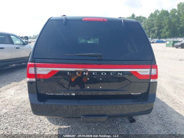 Auction sale of the 2017 Lincoln Navigator L/select, vin: 5LMJJ3JT6HEL00113, lot number: 12660287