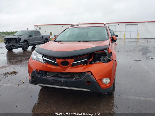 12660302 :رقم المزاد ، 2T3RFREV4FW299964 vin ، 2015 Toyota Rav4 Xle مزاد بيع