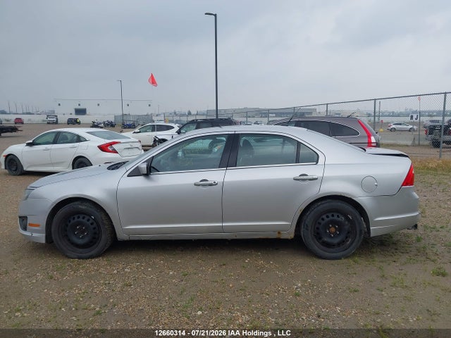 2010 Ford Fusion Se მანქანა იყიდება აუქციონზე, vin: 3FAHP0HA0AR385806, აუქციონის ნომერი: 12660314