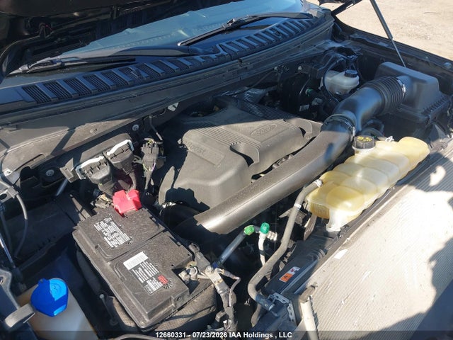 Ford Expedition Xlt 2018 1FMJU1JT1JEA71974 Image 10