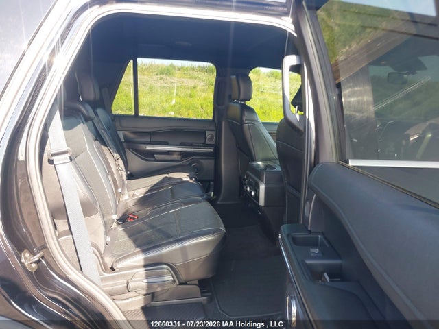 Ford Expedition Xlt 2018 1FMJU1JT1JEA71974 Image 8