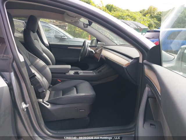 Tesla Model Y Long Range/rwd 2024 LRWYGDFD9RC672132 Image 5