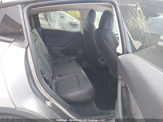 Tesla Model Y Long Range/rwd 2024 LRWYGDFD9RC672132 Image 8