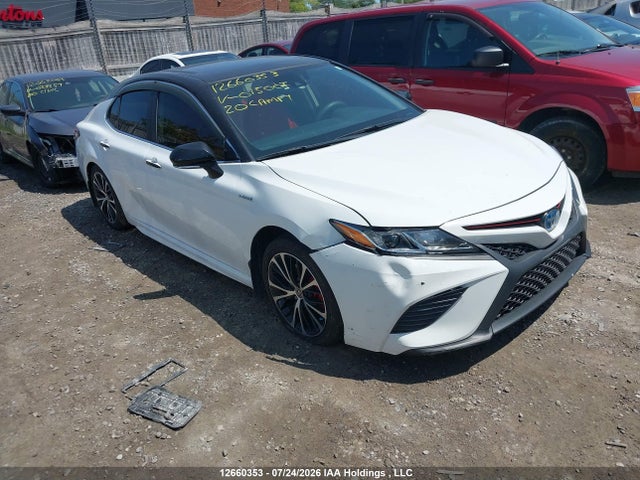 Auction sale of the 2020 Toyota Camry Hybrid, vin: 4T1B21HK0LU015007, lot number: 12660353