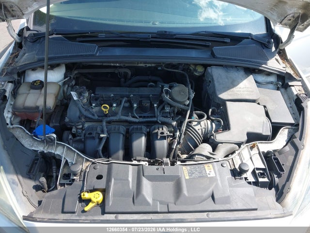 Ford FOCUS SE 2015 1FADP3K23FL320150 Image 10